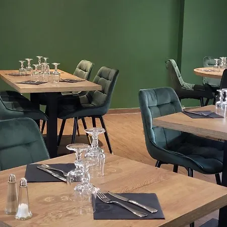 Logis Restaurant L'abri 2*