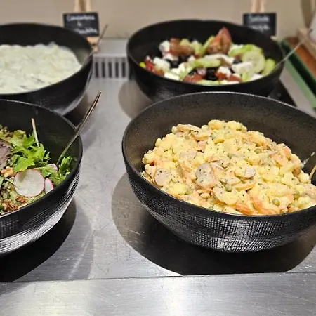 Logis Restaurant L'abri 호텔