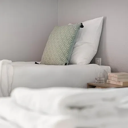 Logis Restaurant L'abri Hotel