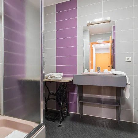 Logis Restaurant L'abri 2* Blavozy