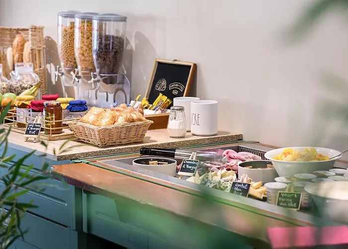 Logis Restaurant L'abri Hotel Blavozy