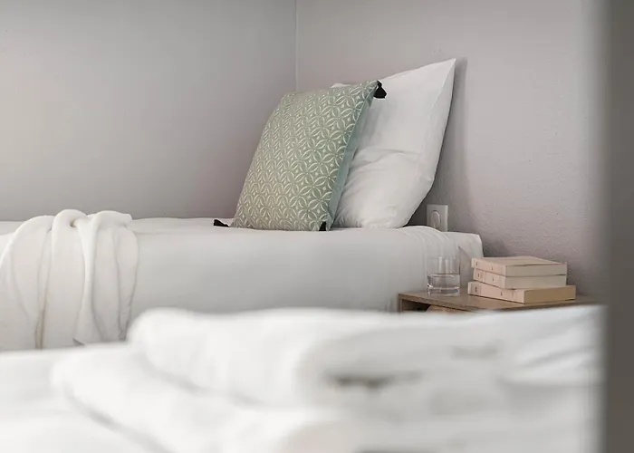 Logis Restaurant L'abri Отель