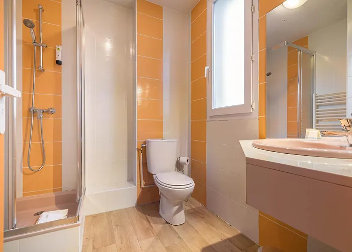 Logis Restaurant L'abri Отель 3*