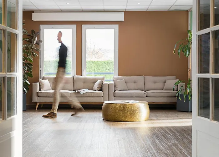 Logis Restaurant L'abri Отель 3*