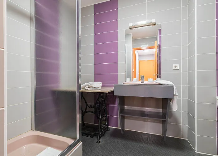 Logis Restaurant L'abri 3* Blavozy